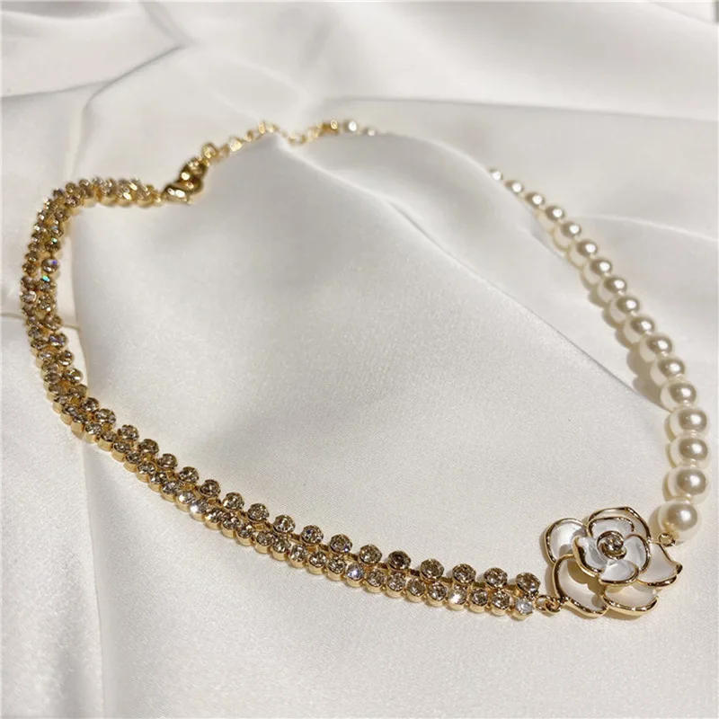 

Channel necklaces diamond jewelry pearl Pendant necklace luxcury channel jewelry letter cc stud for women, Gold