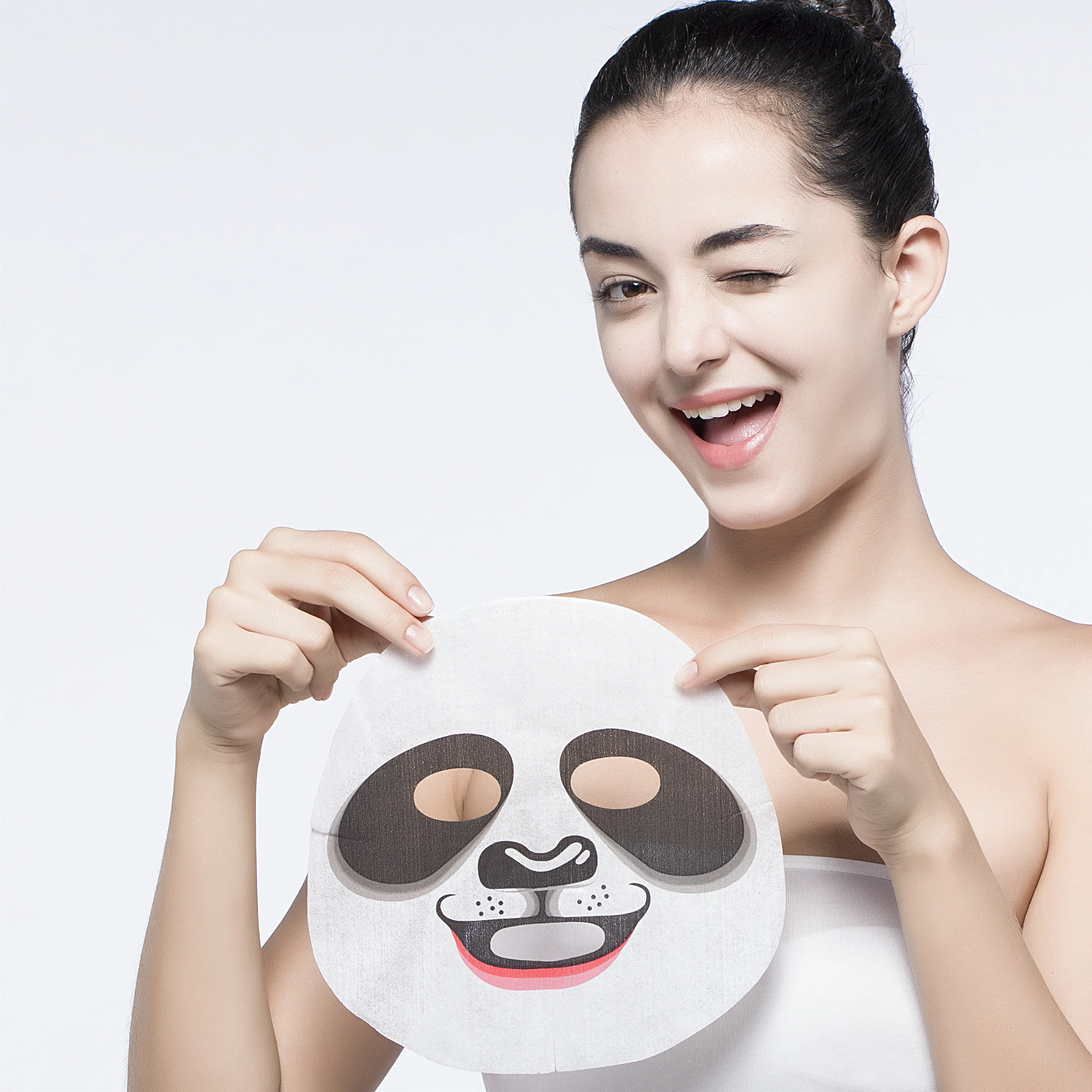 product name： panda printing facial mask material: tencel