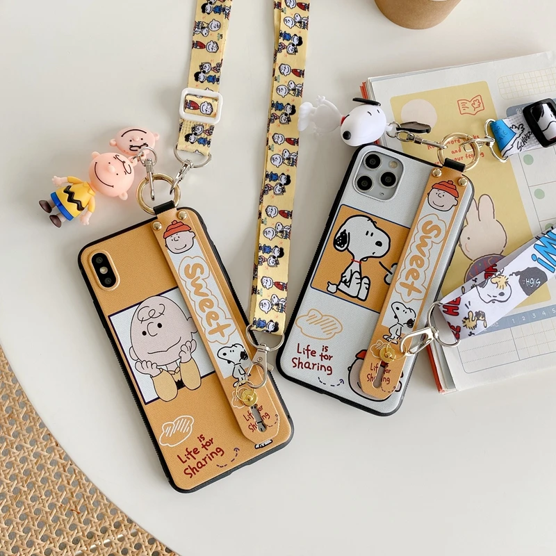 

Tschick Cute Charlie Brown Lucy Dog Phone Case for iPhone X XR XS Max 7 8 Plus Case Anti-fall Silicone Backcover For iphone11