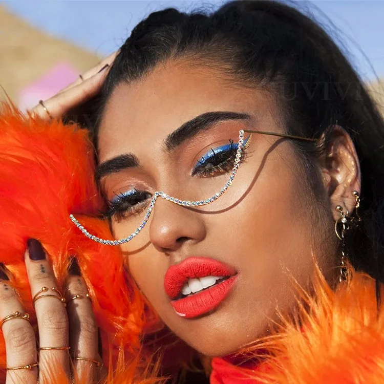

2021 Fashion Diamond Punk Wave Sunglasses Frame Novel Personality Street Rhinestone Glasses for Women