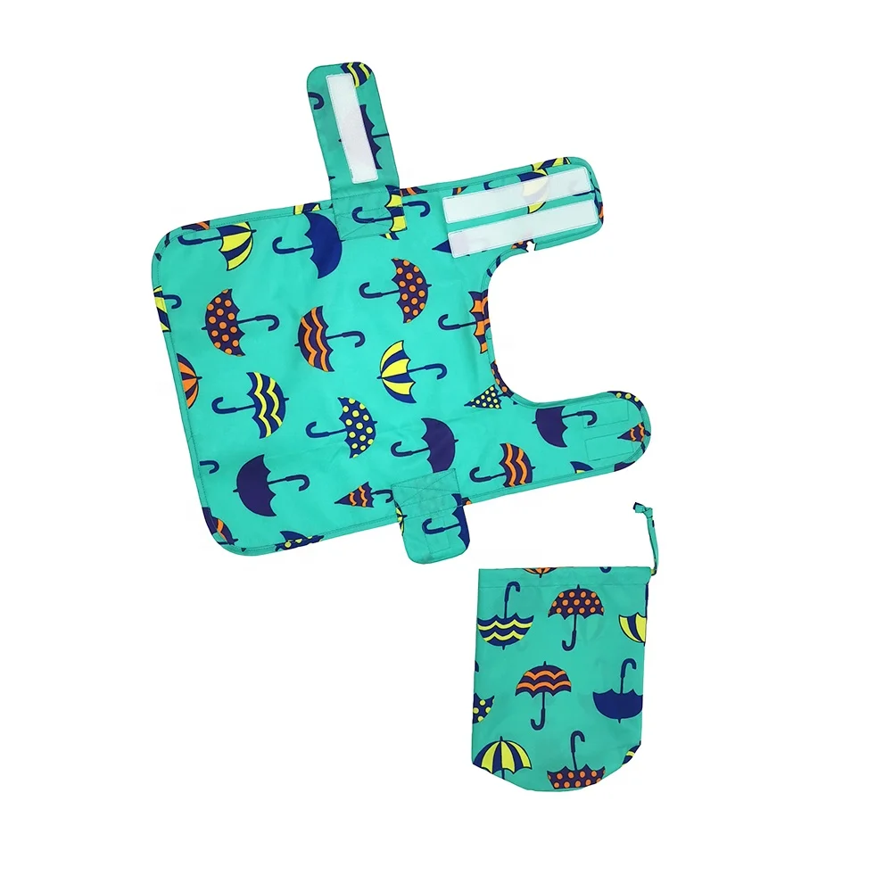 
cutie and comfortable and fashionable tiny pet dog outdoor activy raincoat 