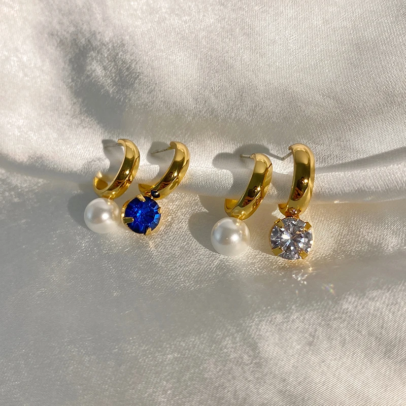 

4 Colors Asymmetric C Shape Small Diamond Charm Hoop Earrings Cubic Zircon Round Pearl Earrings for Women Vintage Jewelry 2021, Gold