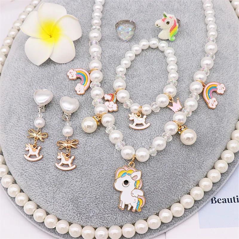 

Hongtong Animal Horse Necklace Pink Colorful Accessories 5pcs/set Pearl Necklace Bracelet Set, Picture