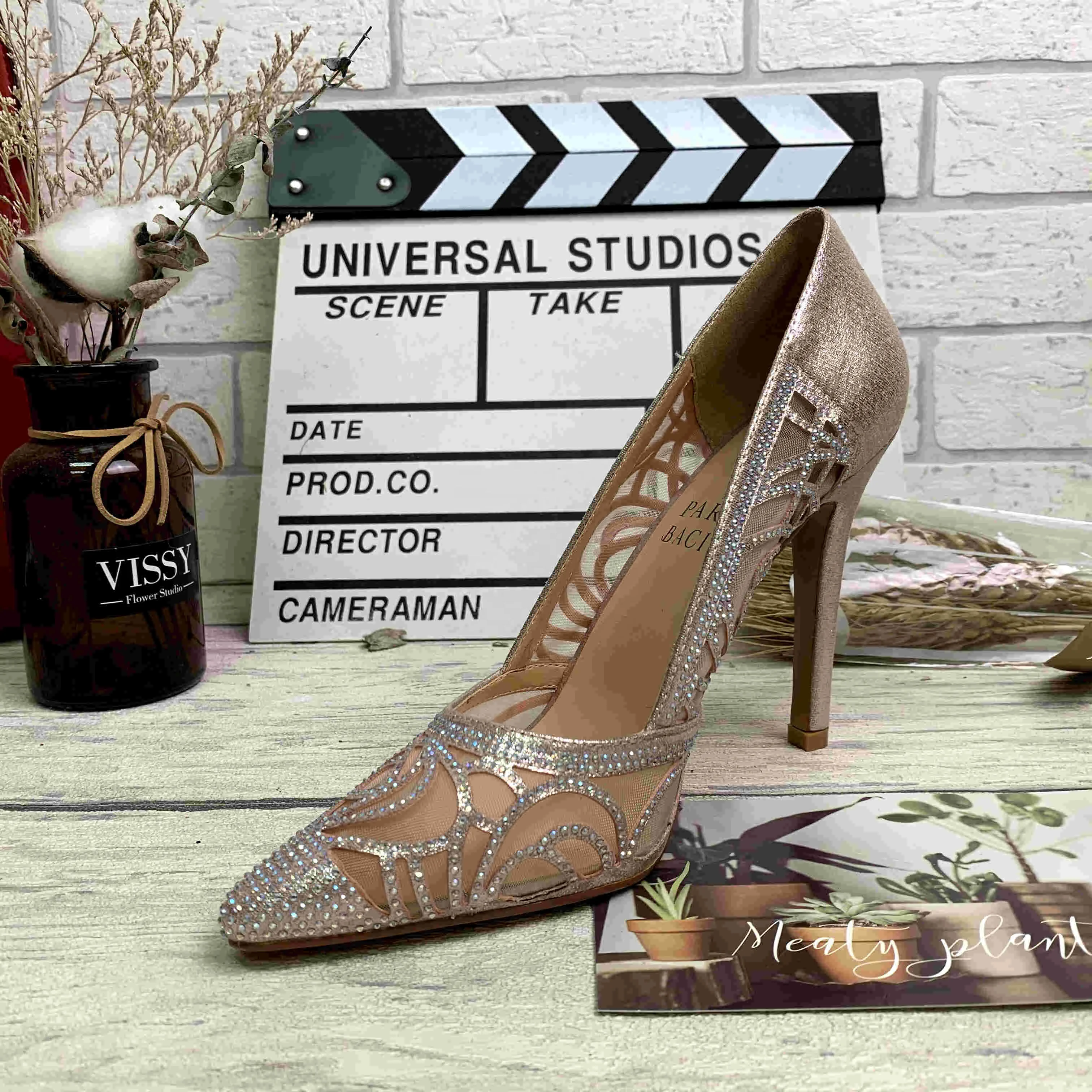 

2021 spring new pointed toe mesh diamond wedding shoes dress shoes stiletto heel women's shoes in Europe and America plus size, Gold