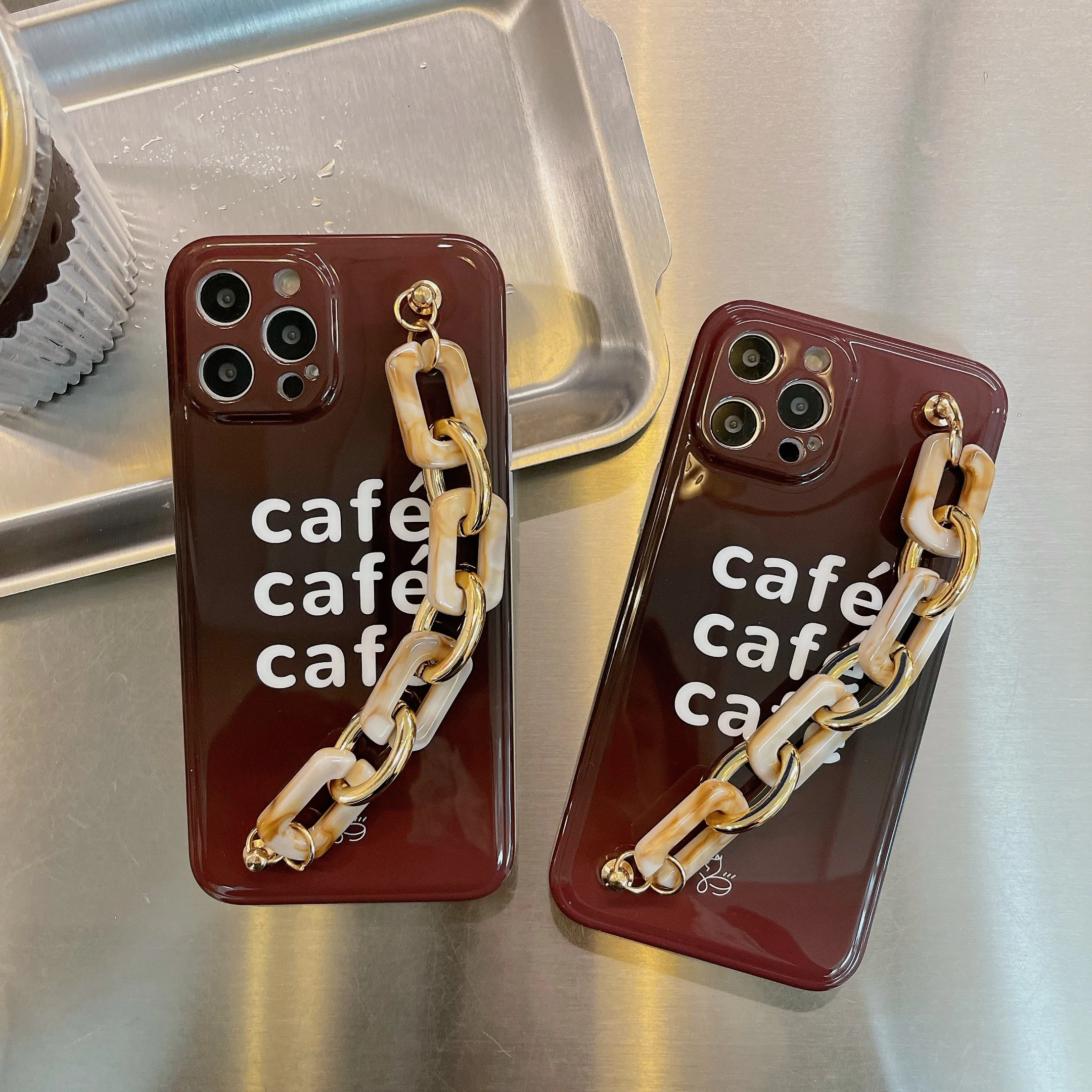

2021 new ins coffee latte + bracelet striped straight edge cube case for iPhone 12pro max mobile phone case, Monochrome