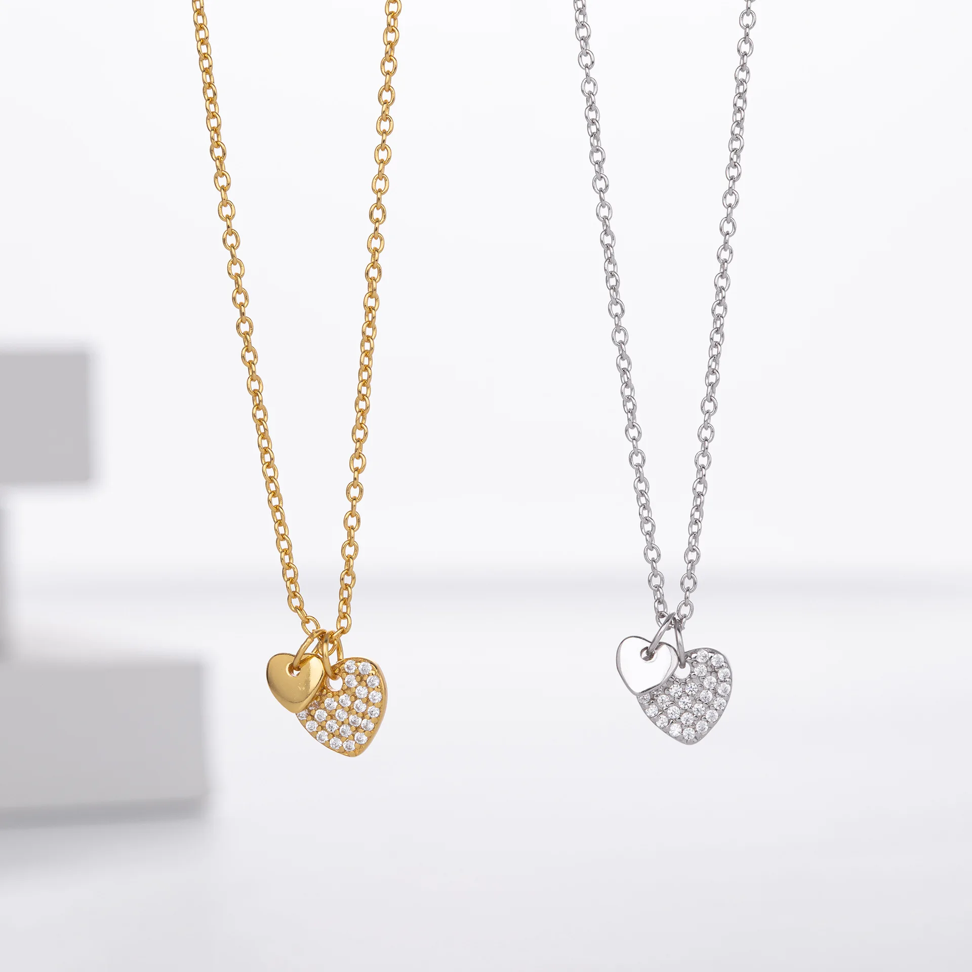 Europe and America Fashion Jewelry S925 Sterling Silver Heart CZ Diamond Dangling Gold Plated Clavicle Necklace for Women