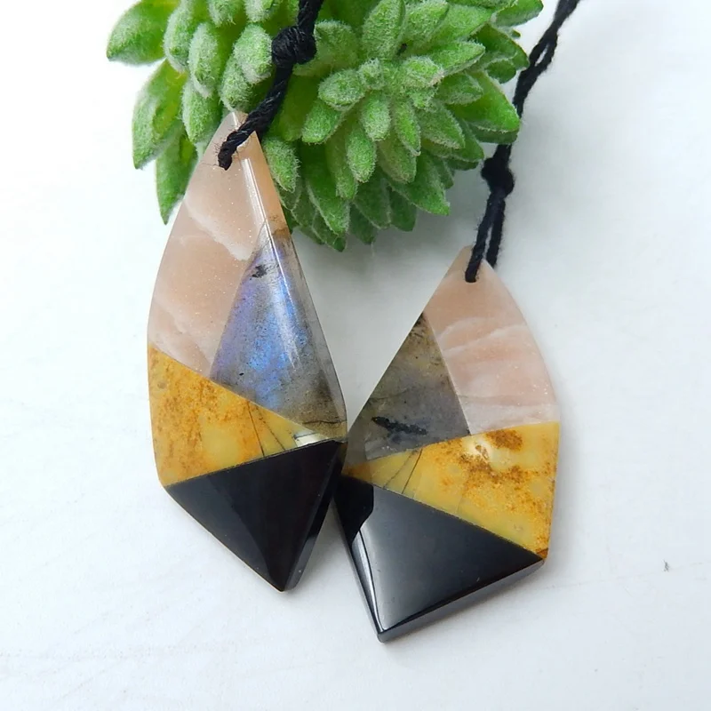 

Natural Gemstone Sun Stone, Obsidian, Yellow opal and Labradorite Intarsia Gemstone Earring Bead, 33x16x4mm, 5.5g