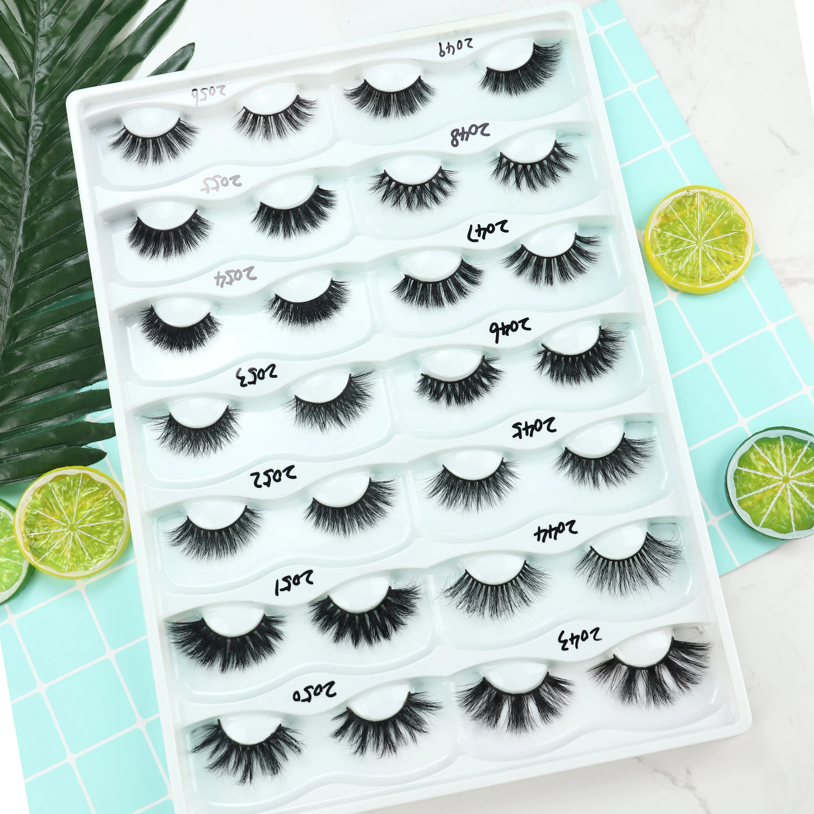 

2021 new cruelty free hand made real mink 5 pair eyelashes with eyelashes packaging box custom box