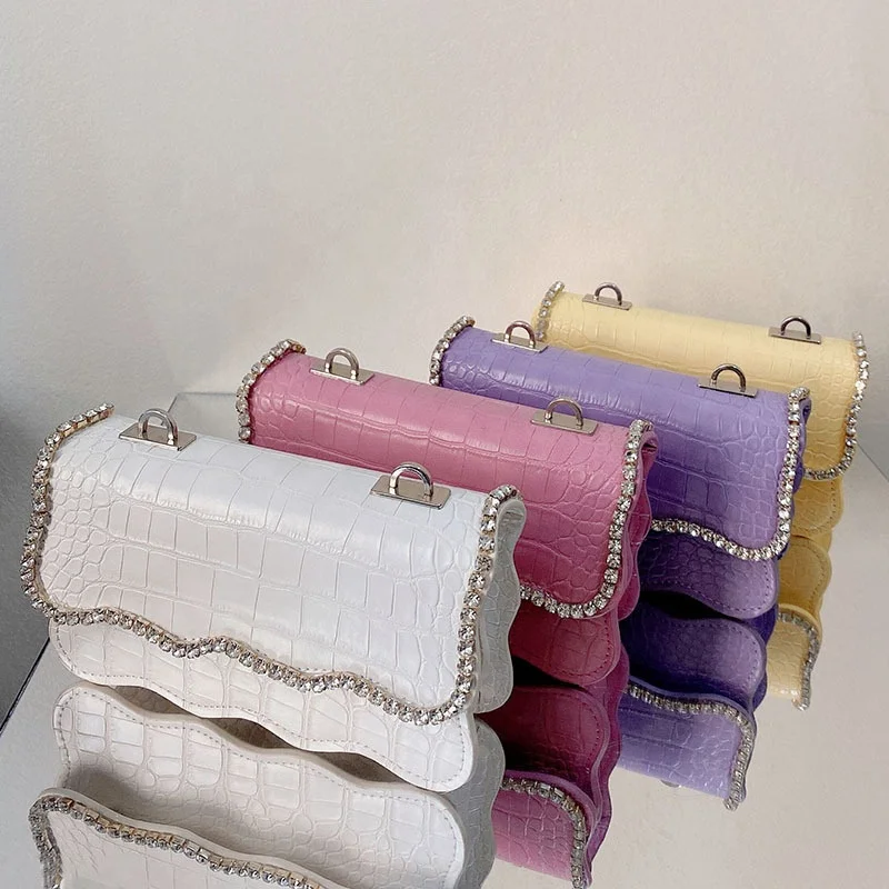 

Ladies Trendy Spring And Summer Luxury Rhinestone Crossbody Wavy Ruffle Retro Messenger Bags