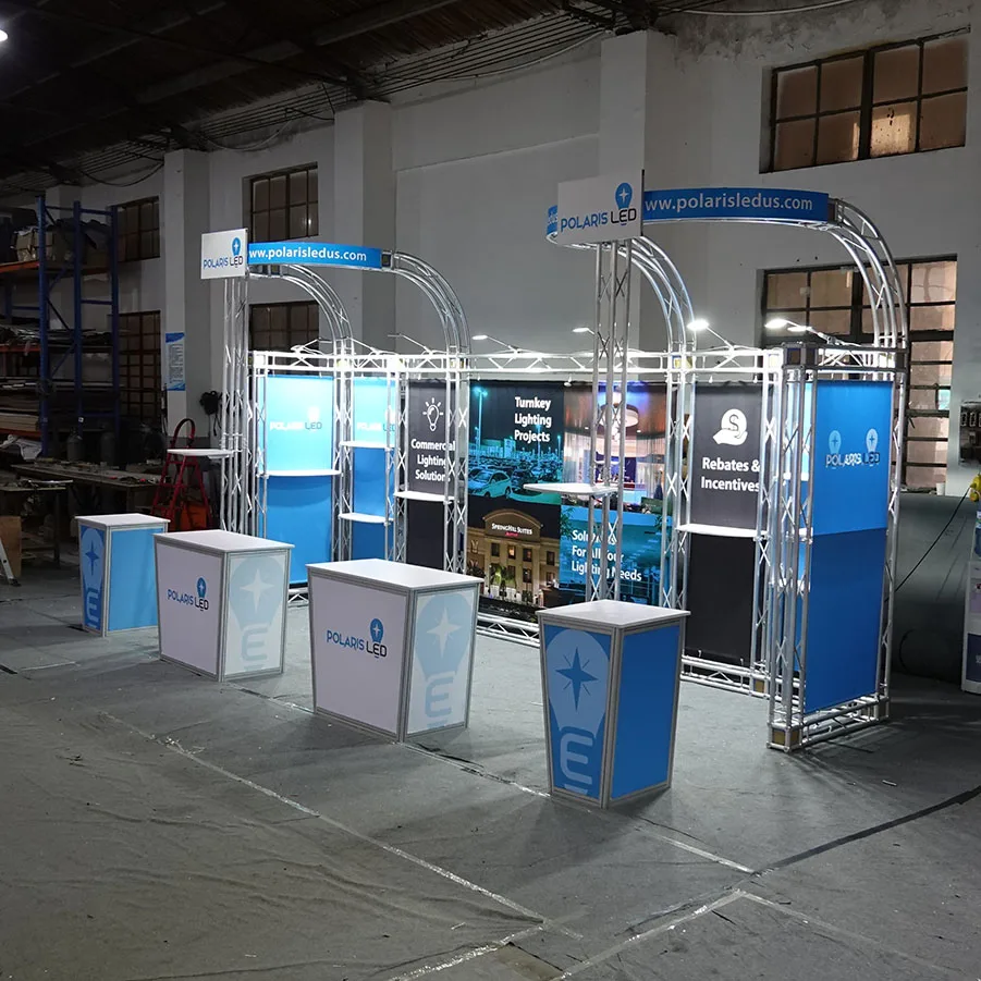 10ft x 20ft 创意便携式桁架贸易展横幅显示