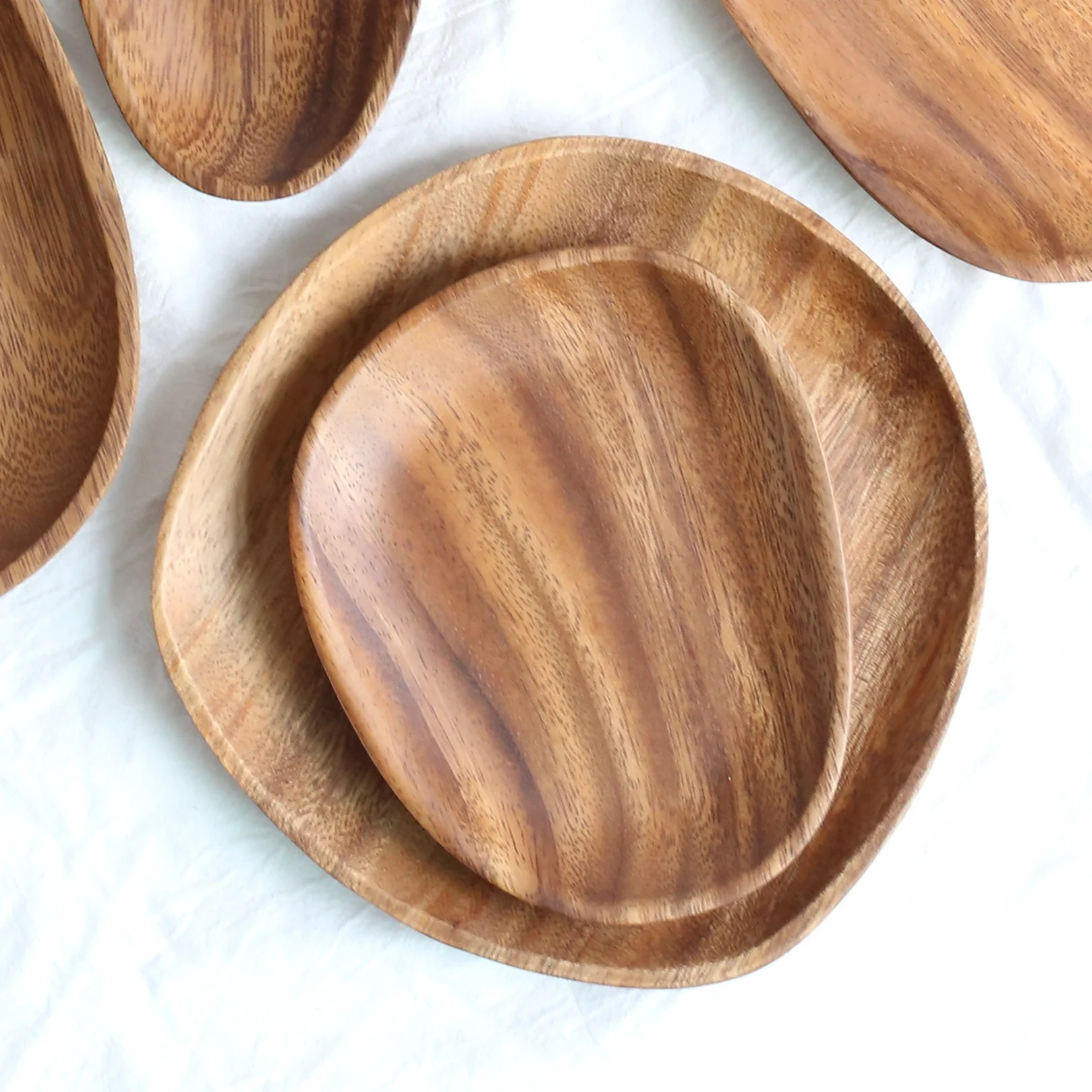 

Household Kitchen Items Accessories Wooden Serving Plate Set Acacia Wood Irregular Shaped Dish And Plate, Brown