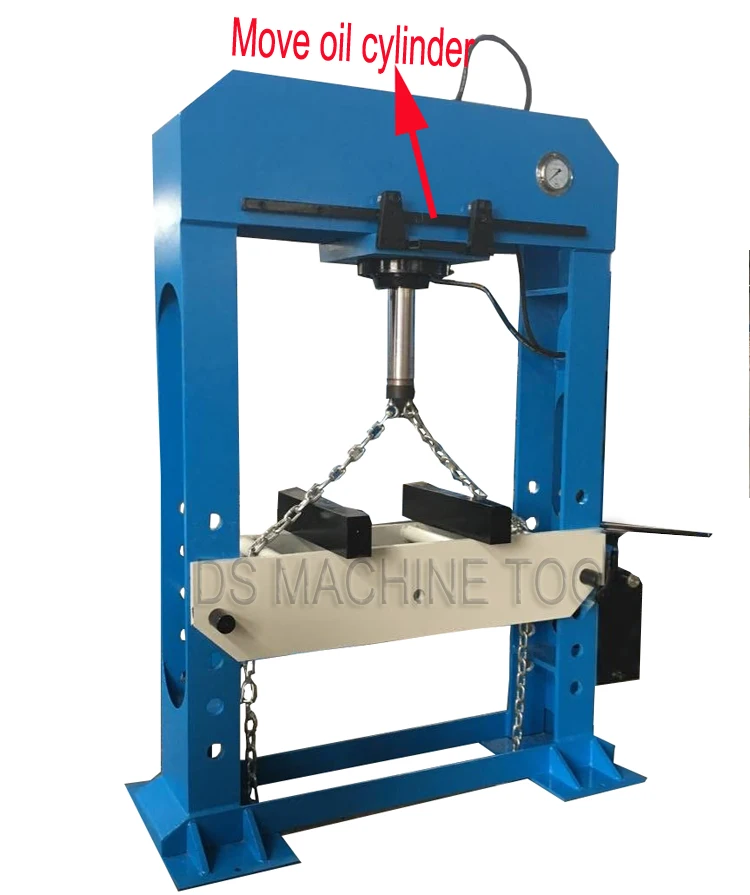 Move oil cylinder.jpg