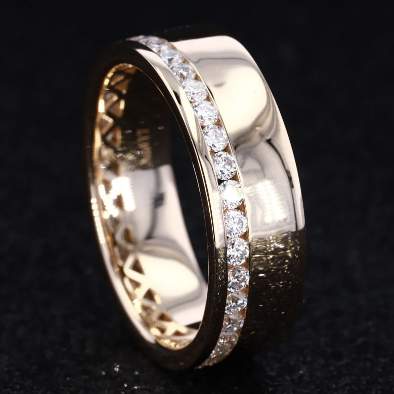 

small size HPHT man made diamond 10K yellow gold band ring