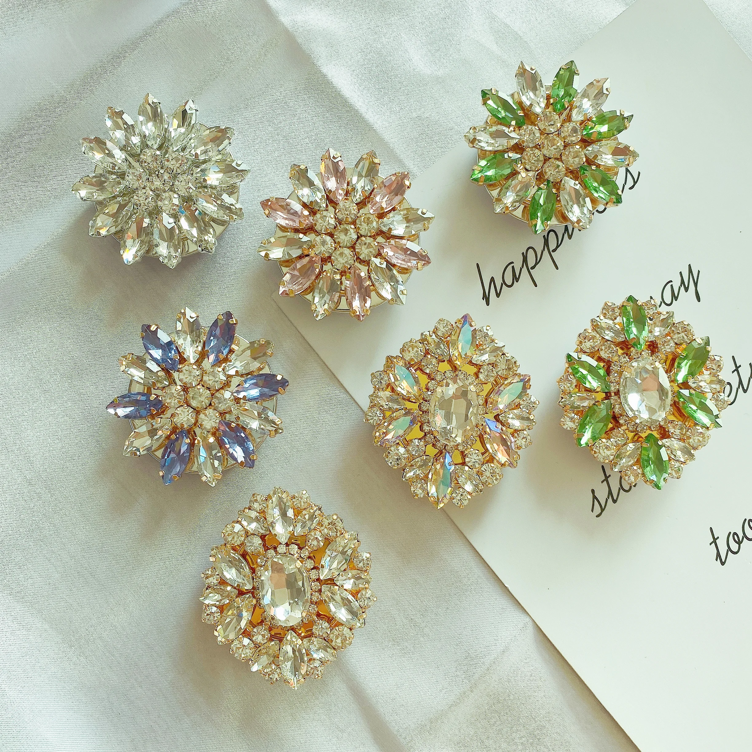 

2020 new arrival mobile stand rhinestone phone grip popping stand diamond stone phone holder