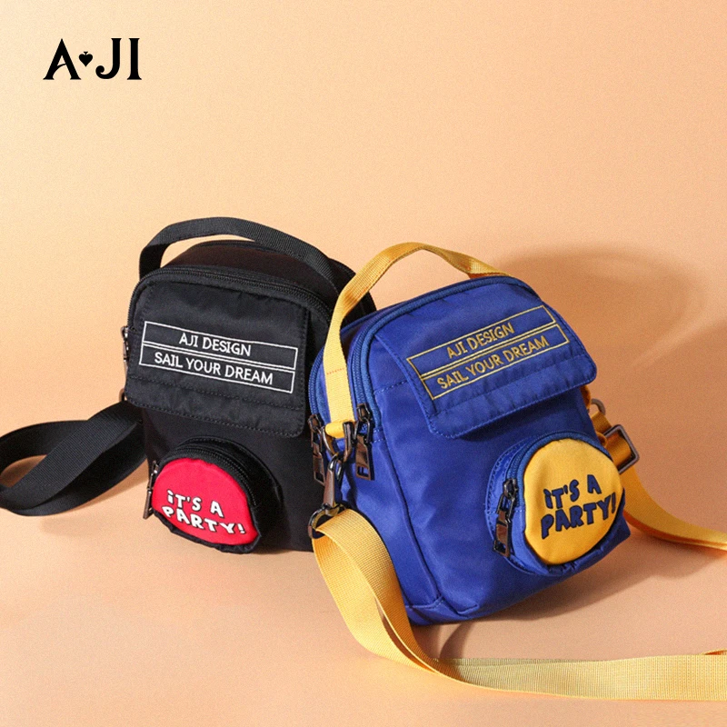 

Young ladies popular water repellent durable canvas trendy mini leisure messenger nylon shoulder bag sling bag for teenagers