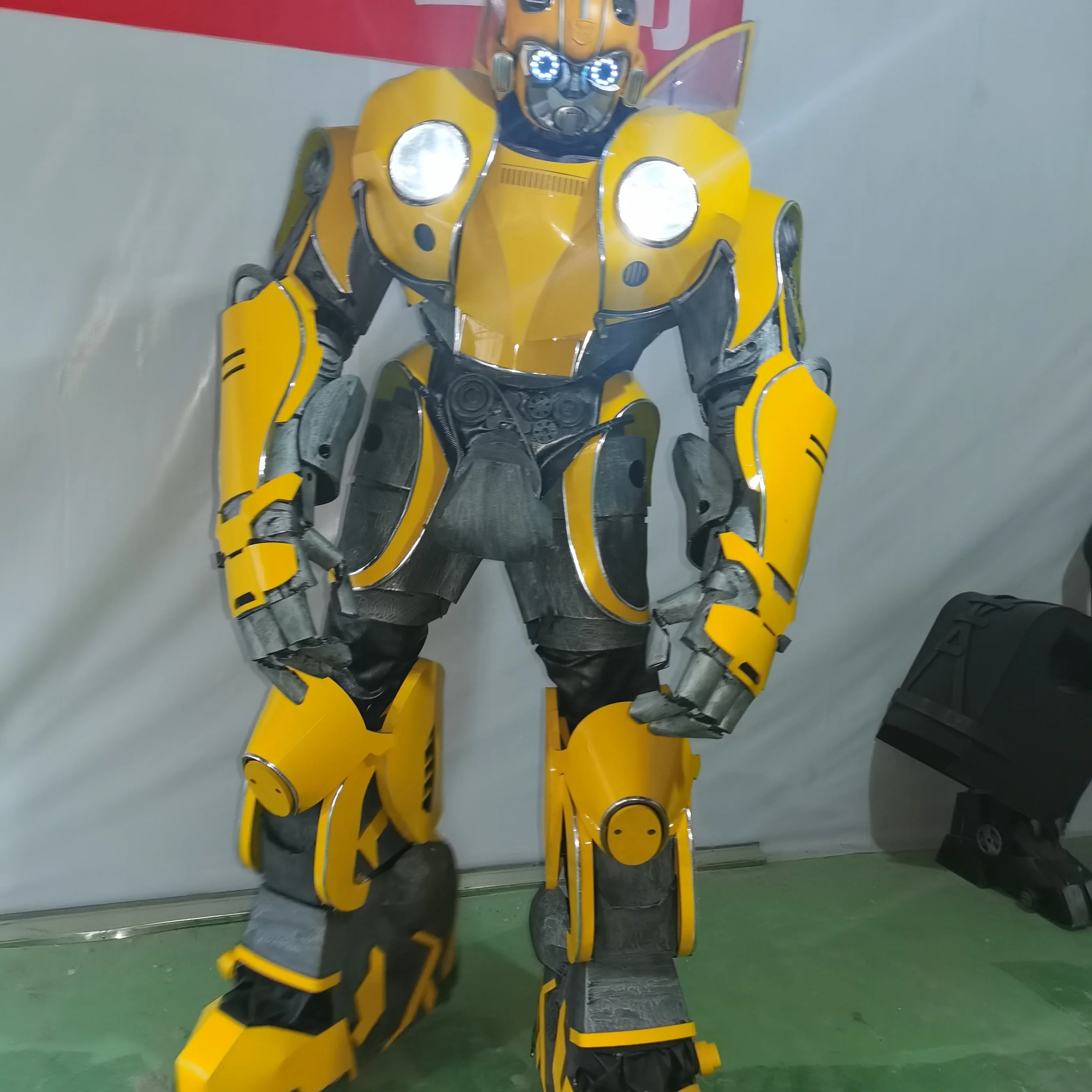 
Transform er Cosplay Human Size Bumble bee Cosplay Dancing Artificial Robot Costume 