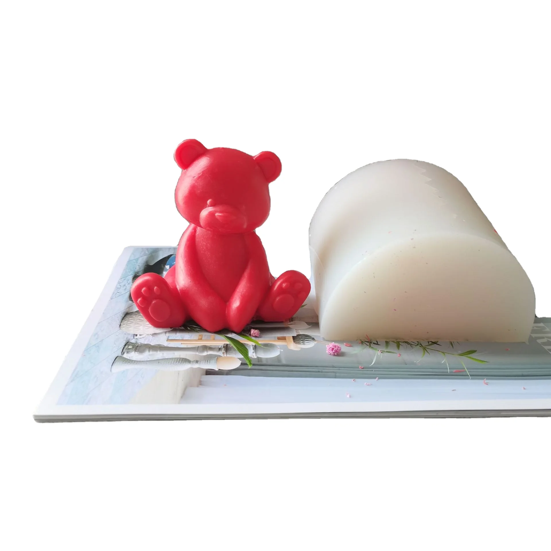 

0461 DIY Plaster Handmade Soap Durable and Easy to Demould Sitting Bear Aromatherapy Candle Silicone Mold, Transparent