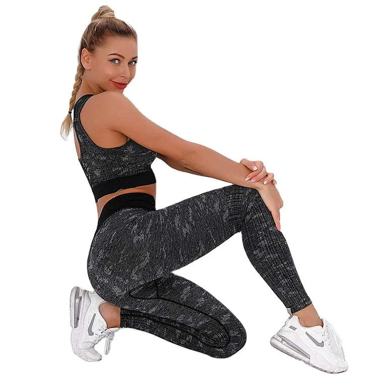 

The United States selling seamless knitting jacquard camouflage line hip yoga pants sports bra fitness suit
