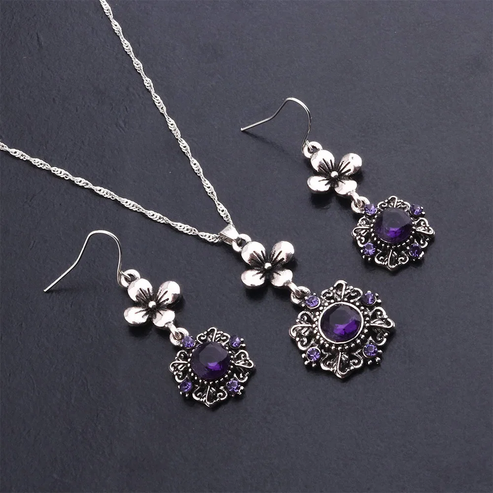 

Wholesale Ladies Vintage Purple Diamond Flower Earrings Bracelet Necklace Set Women's Party Necklace Set Wedding Jewelry