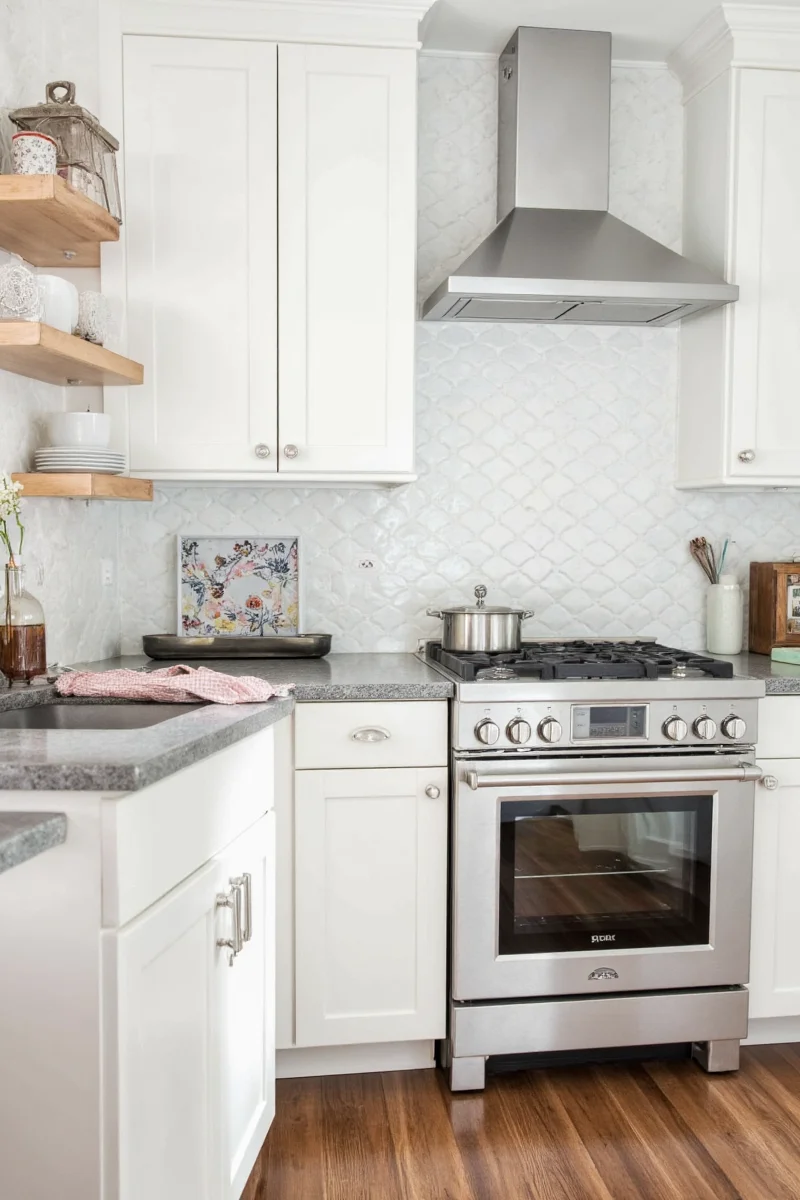 Chalkboard paint backsplash