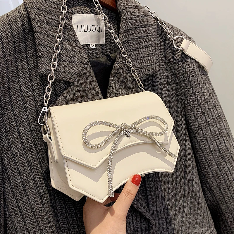 

Handle woman handbag purse