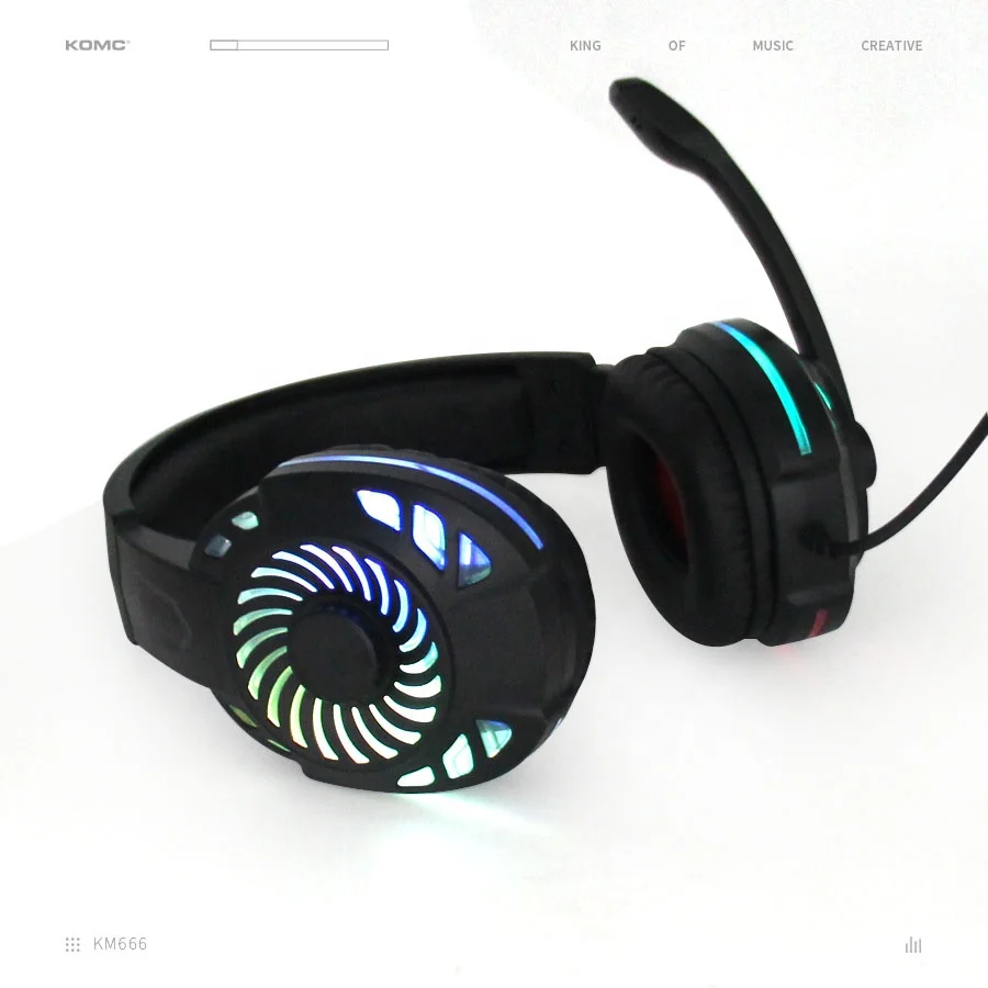 Komc Latest Patent Usb Gaming Headphone 7 Color Flashing Light Led Top