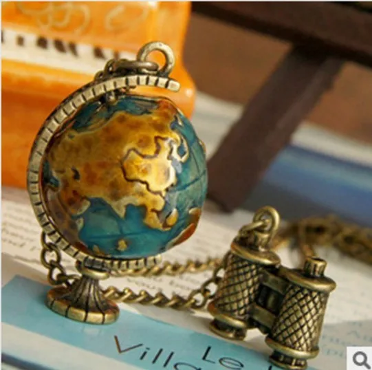 

Vintage Bronze Necklace Telescope Rotatable Mini Globe Long Necklace