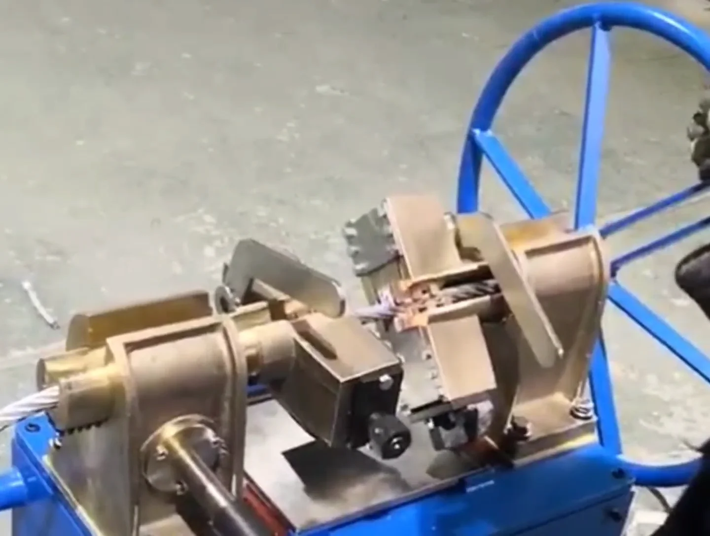 Steel Wire Rope Annealing Welding Fusing Forging Machine Manufacturer ...