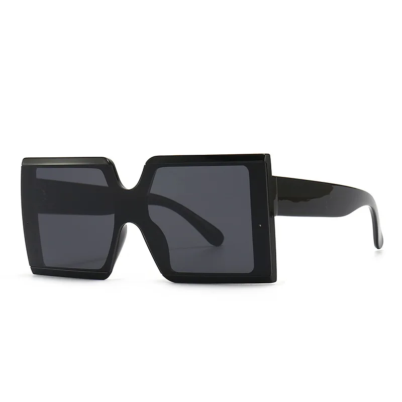 

Lmamba New luxury Oversized Square Candy Color Sun Glasses Fashion Trendy Modern Retro Sunglasses Custom Logo