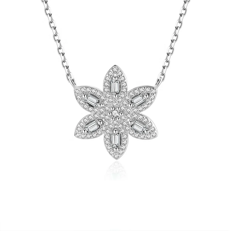 

2023 hot sale china wholesale zircon flowers pendant silver chain necklace