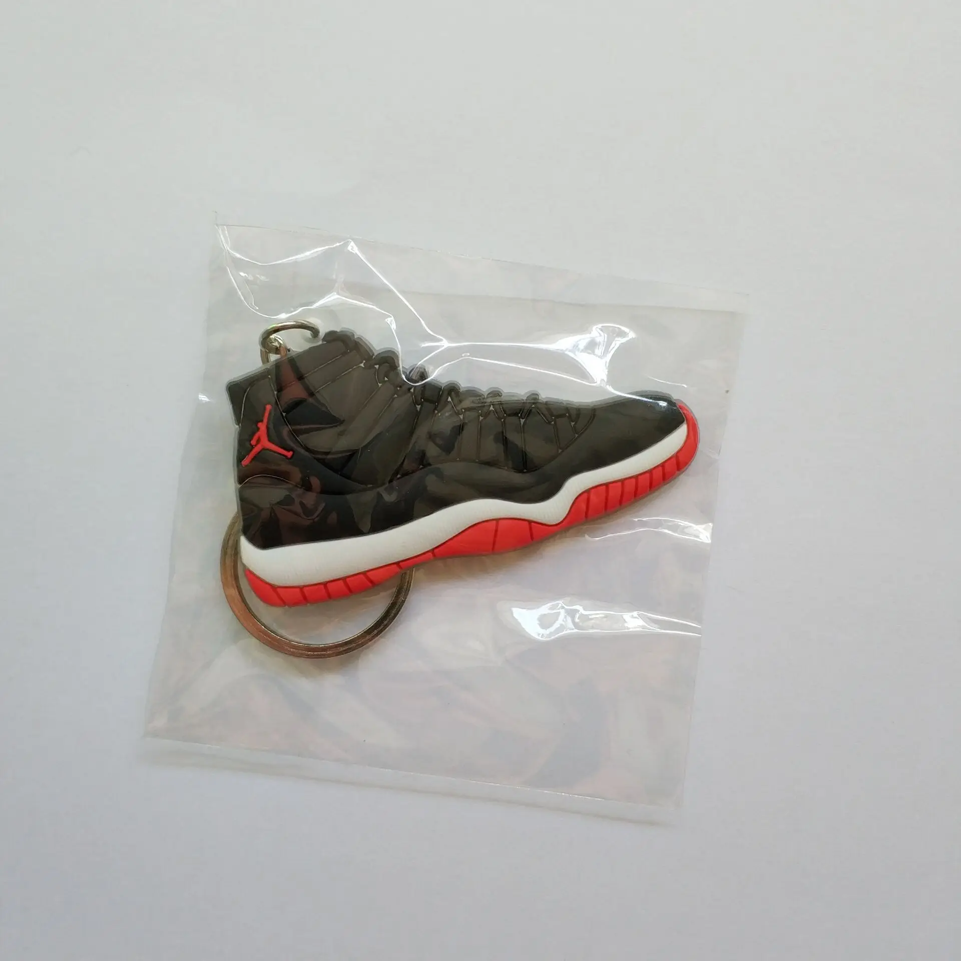 

DHL Free Shipping Various designs mini sneaker 2d keychains