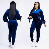 

Wholesale Custom Women Fashion Ladies Velour Tracksuits for Winter