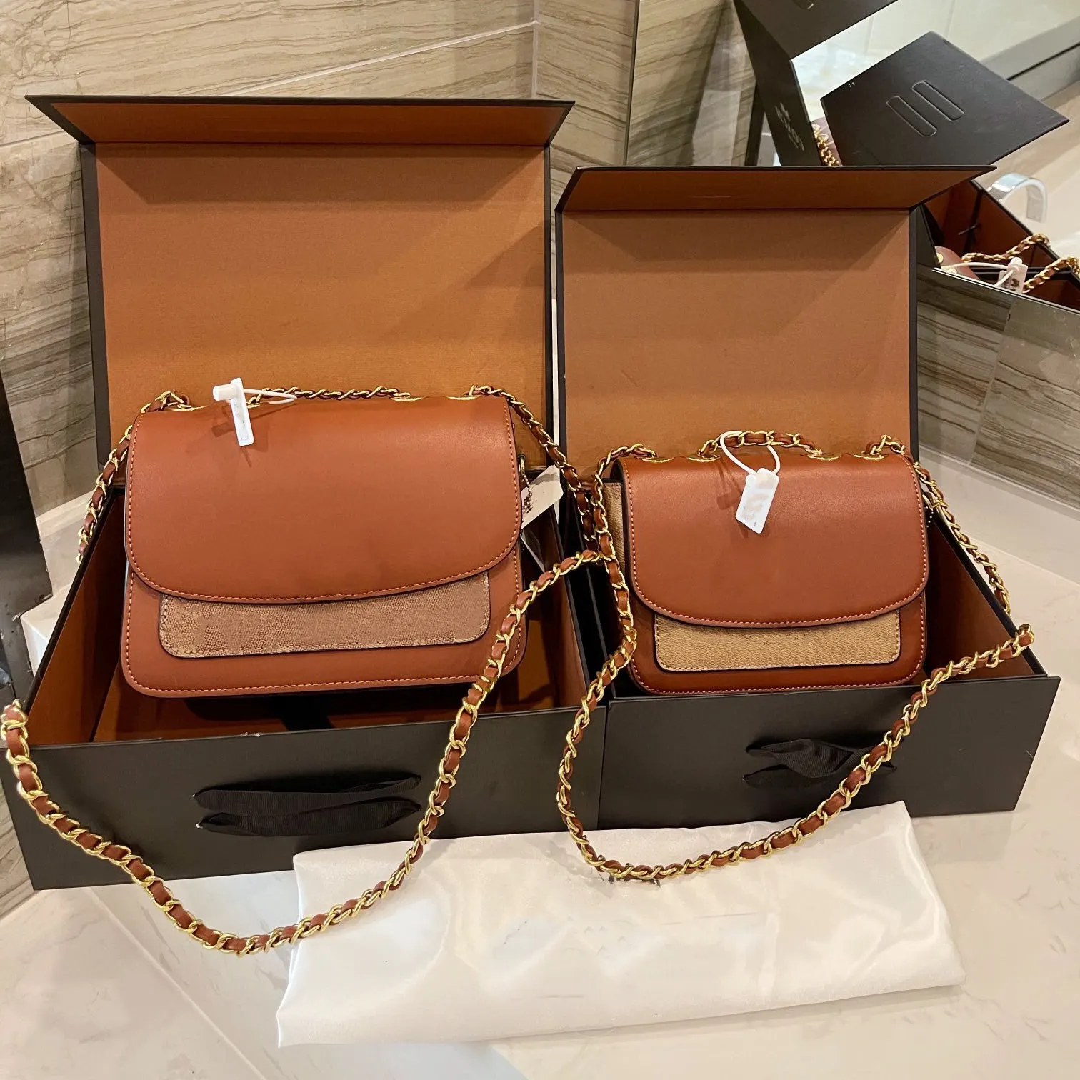 

Luxury Brand Women Saddle Singel Strap Chain One side Shoulder Bags Crossbody bag