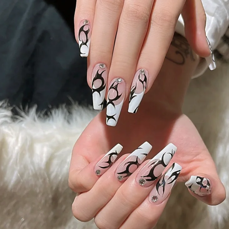 

2021 New Fashion Flame Nail Tips Fast Shipping Full Cover Press On Nails, Picture