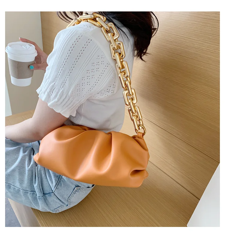 

Metal Thick Chain Women Bag Luxury Handbag 2021 Trendy Women Shoulder Bags Lady Small Totes Bag Soft Leather Clutches