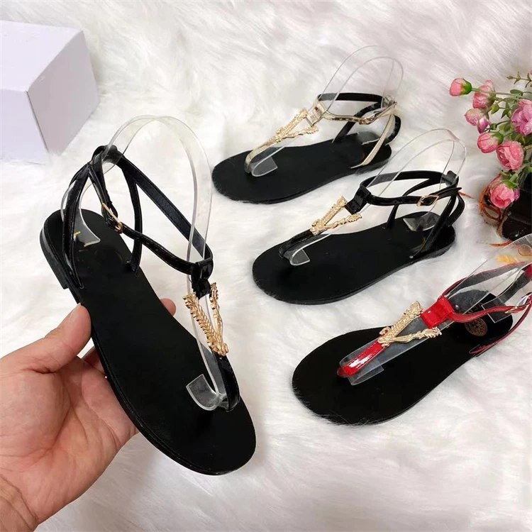 

Flat Sandals With Chain Women Trendy Flop Flops Summer Casual Shoes Women'S Wholesale Slippers Indoor Sandals