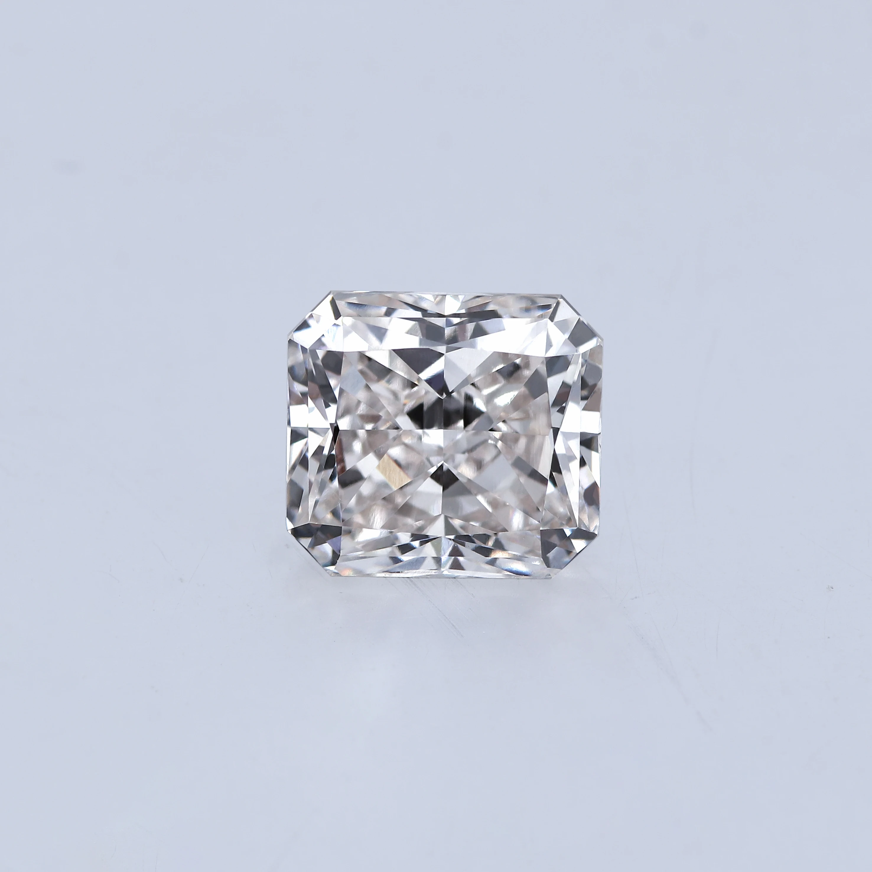 

IGI certified 3.10 carat weight H-VS1 radiant cut CVD HPHT diamonds loose diamonds CVD lab grown diamond