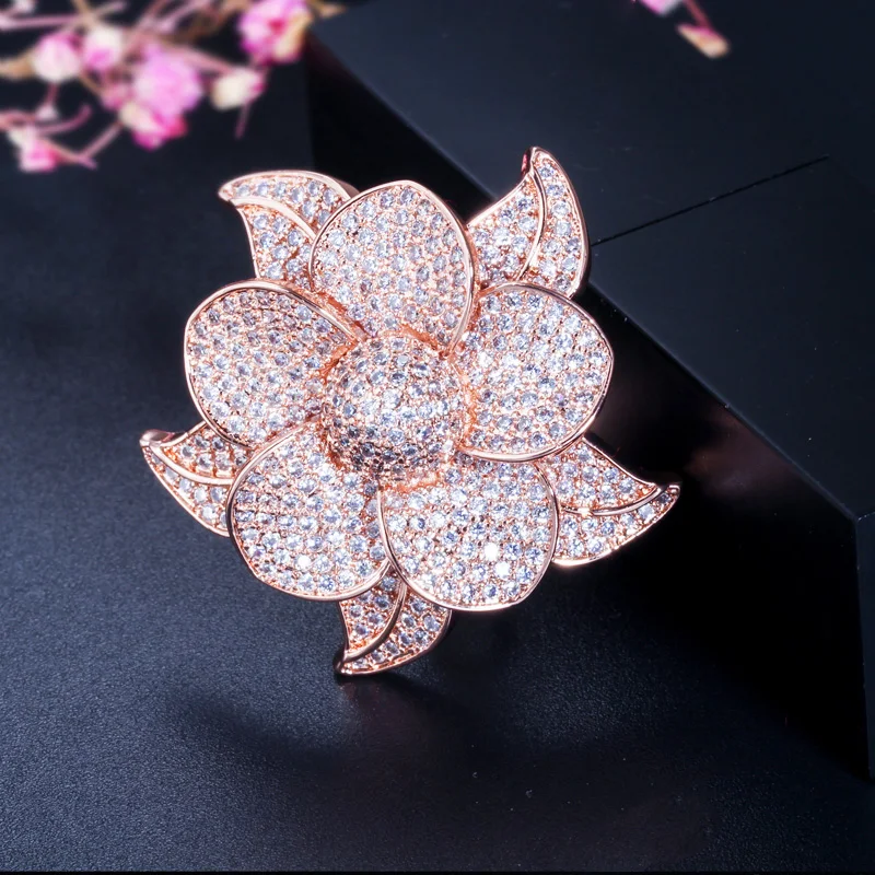 

Pretty Big Bold Flower Leaf Micro Pave Cubic Zirconia Stone Rose Gold Bridal Wedding Cocktail Finger Ring Jewelry for Women