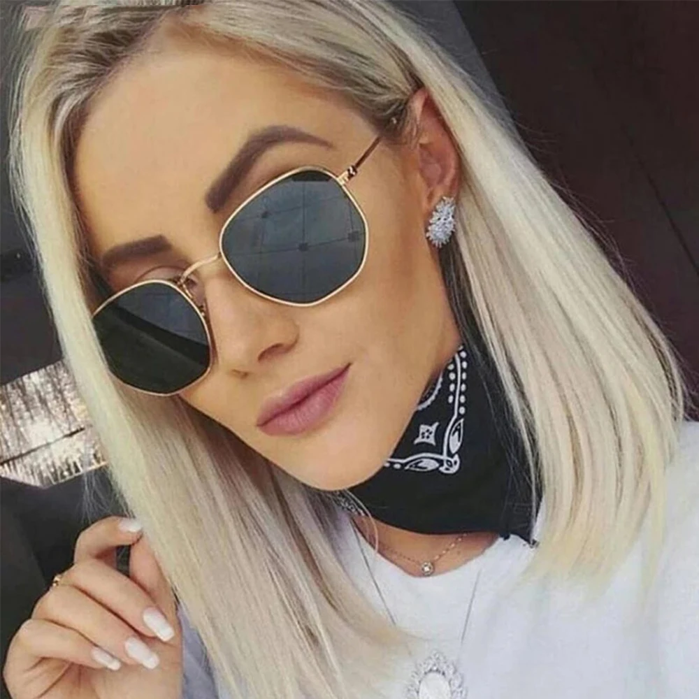 

2021 Popular Sold Small Size Metal Slim Frame Ladies Multi Color Lens Chinese Fashion Eyewear Women Square Sunglasses