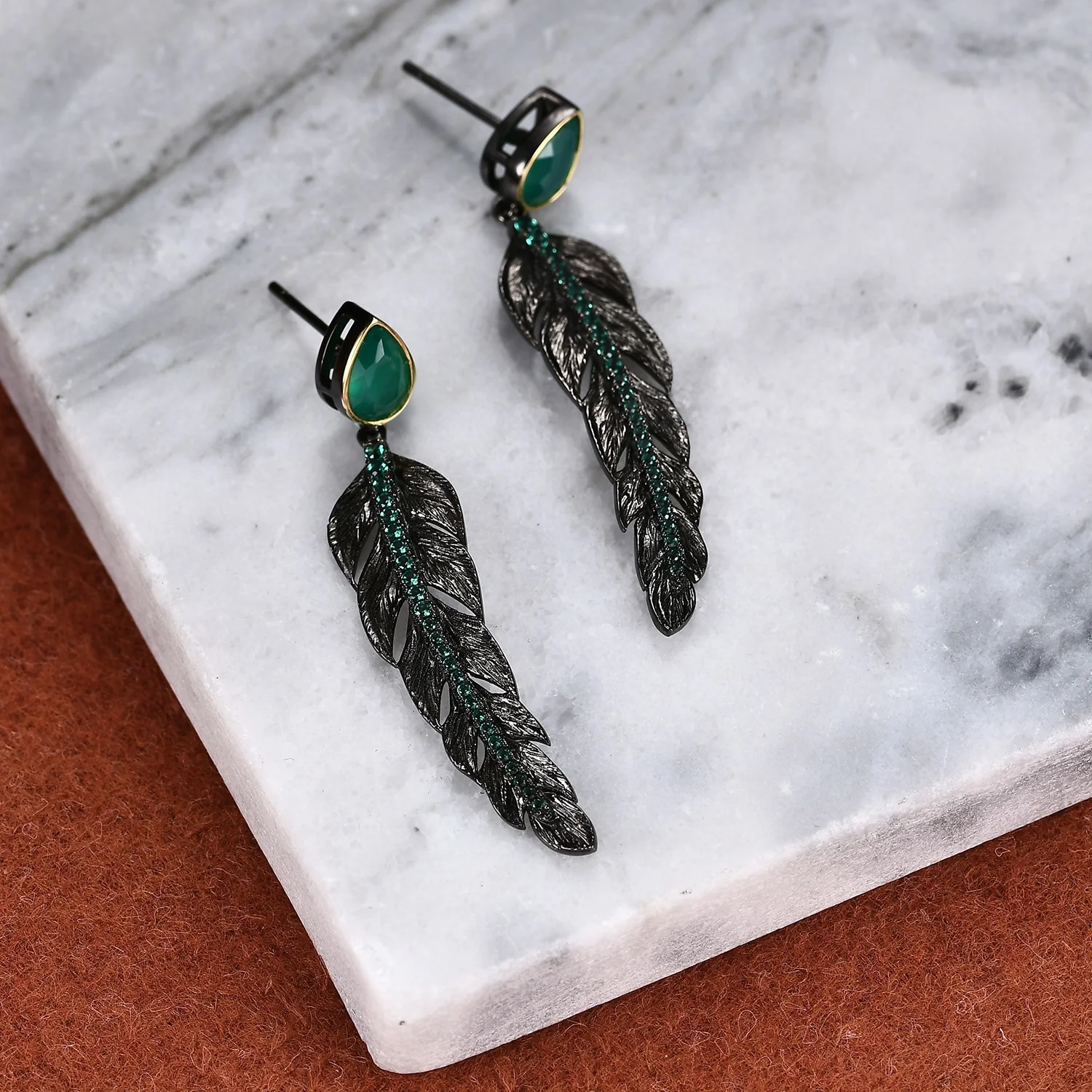 

C8270 Abiding Custom Fine Jewelry Wholesale 18K Gold And Black Gun Plated Green Agate Silver Earrings