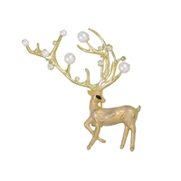 

YMbrooches-467 xuping luxury gold color women dress jewelry deer shaped imitation pearl brooch