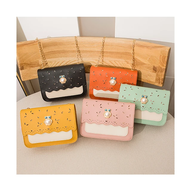 

Good Quality Hollow Out Chain Handbag Carved Pearl Decoration Crossbody Messenger Bags for Girls/
