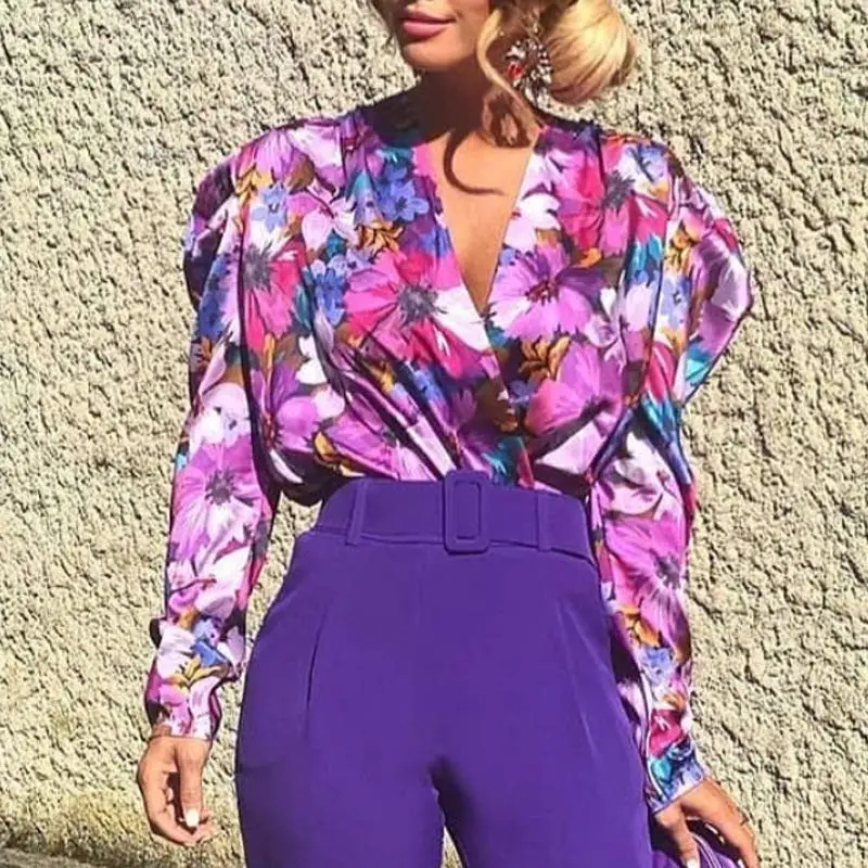 

2020 American european ladies printing sexy v neck casual loose shirt, Picture color or customized