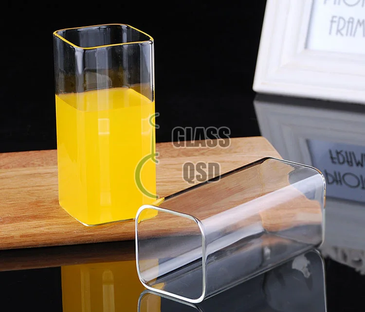 Square Borosilicate Glass Storage Food Jar With Bamboo Wooden Lid 4.jpg