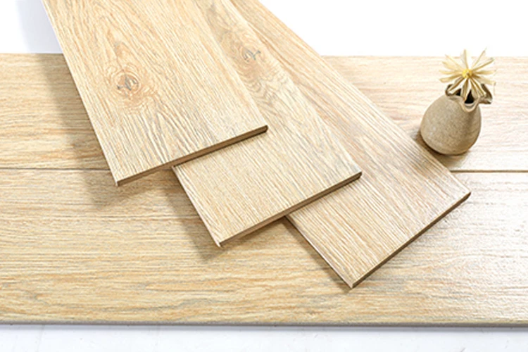 厂家150 * 800毫米复合铺面瓷砖插地漏自粘玻璃砖小垫液体地砖