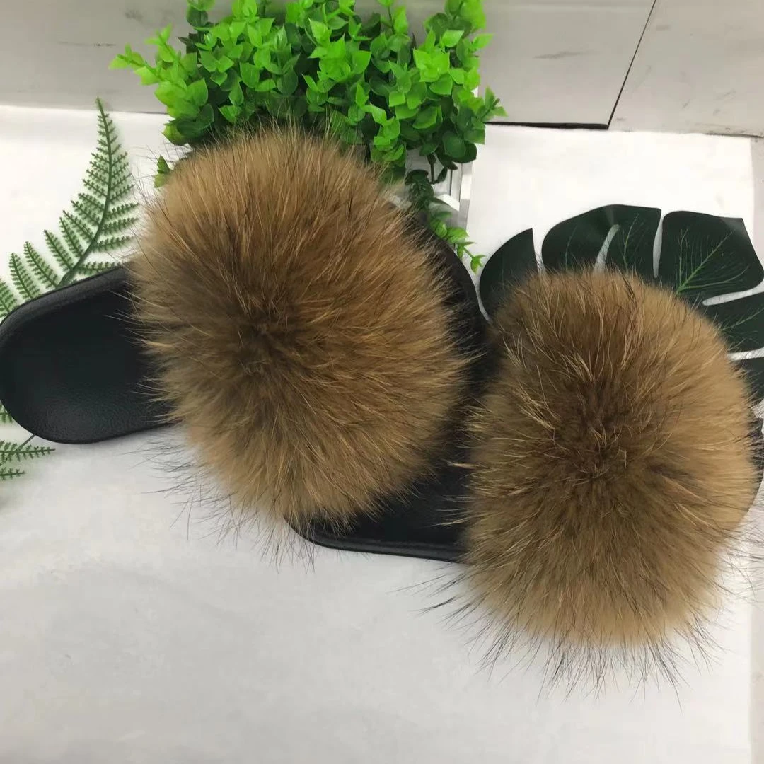 

2021 women's home furnishing raccoon fur slippers factory wholesale fur slides