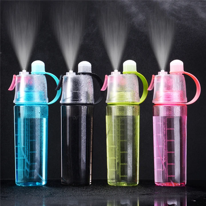

2021 New Design 600ml Outdoor Sport Mist Spray Plastic Leakproof Water Bottle Fit Fitness Outdoor Enthusiasts, Multiple colors