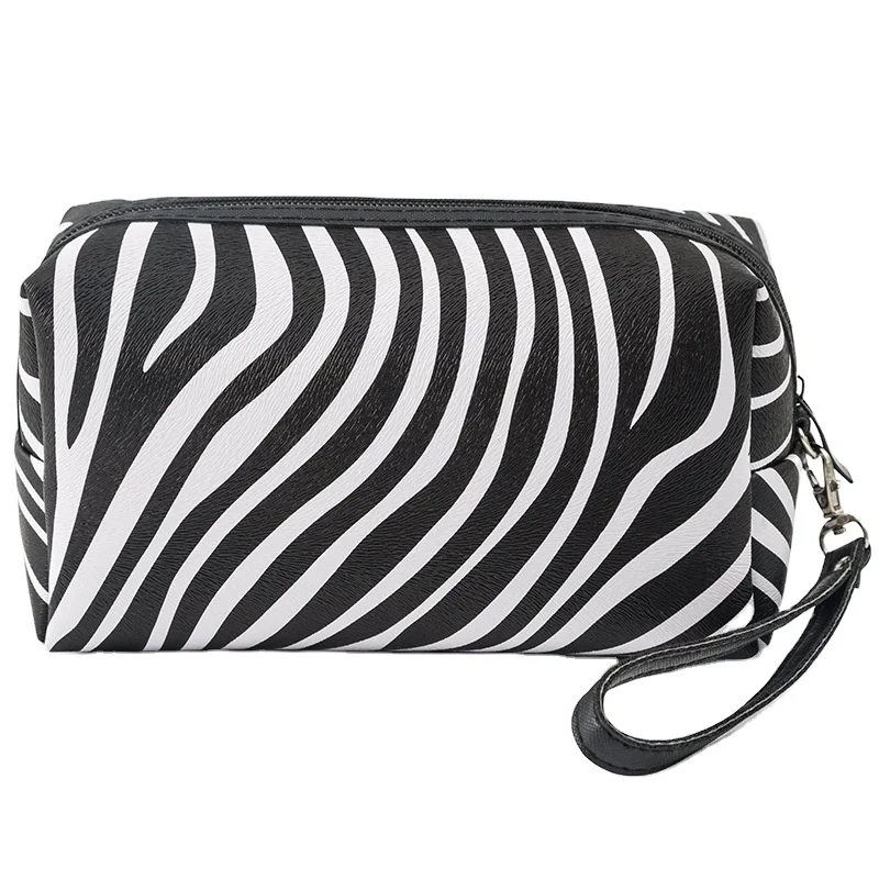 

Fashion Leopard Print Makeup Bag For Purse Toiletry Organizer For Bathroom Cosmetic Bag Mockup, As picture shows