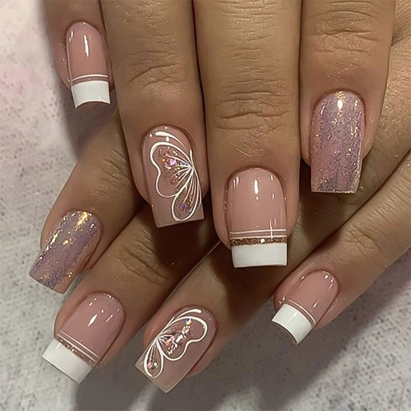 Dropshipping 24 Pcs 3767 Elegant French Manicure Heart and Glitter Accents Short Square Press on Nails Artificial Fingernails