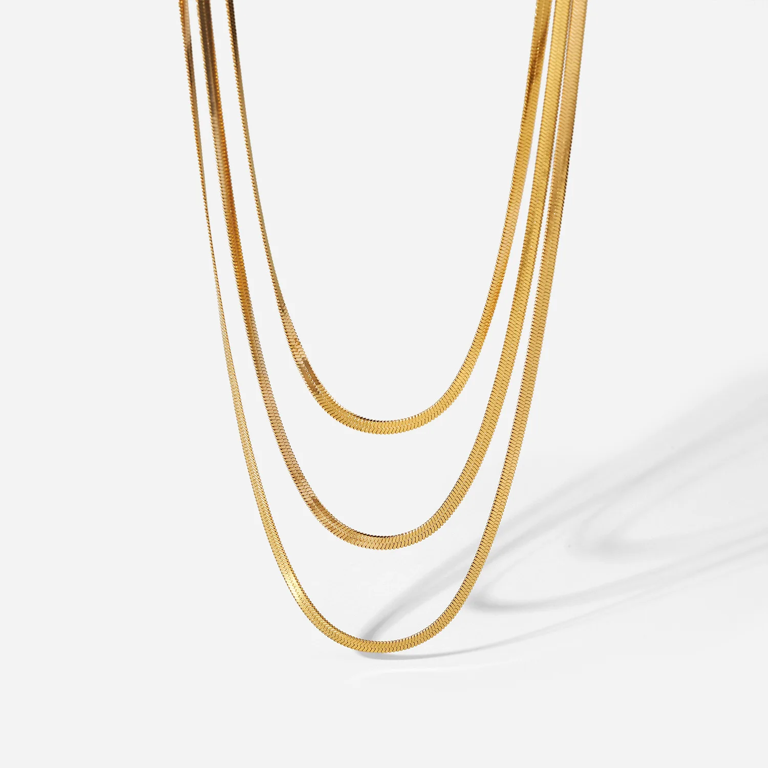 Dropshipping Jewelry Geometric 18K Gold Plated Snake Chain Necklace Gift Stainless Steel Triple Layer Chain Necklace For Lady